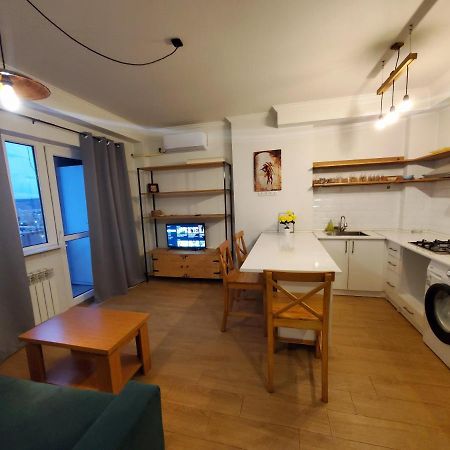 Alexander III Apartment Tbilisi Ngoại thất bức ảnh