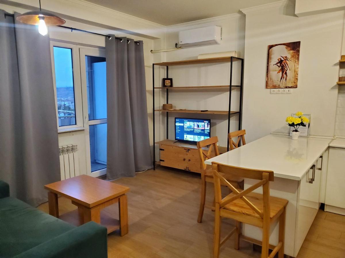Alexander III Apartment Tbilisi Ngoại thất bức ảnh