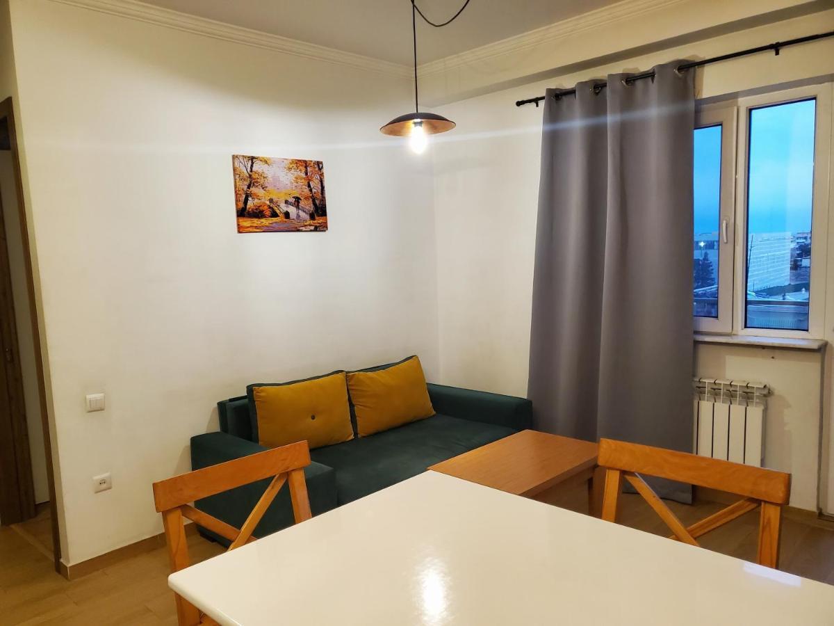 Alexander III Apartment Tbilisi Ngoại thất bức ảnh